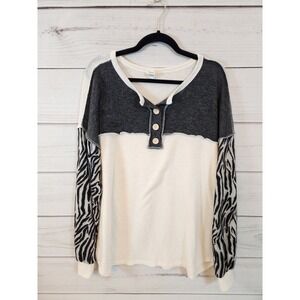 7th Ray Womens Black‎ White Animal Print Stretch Long Sleeve Henley Sweater 1X